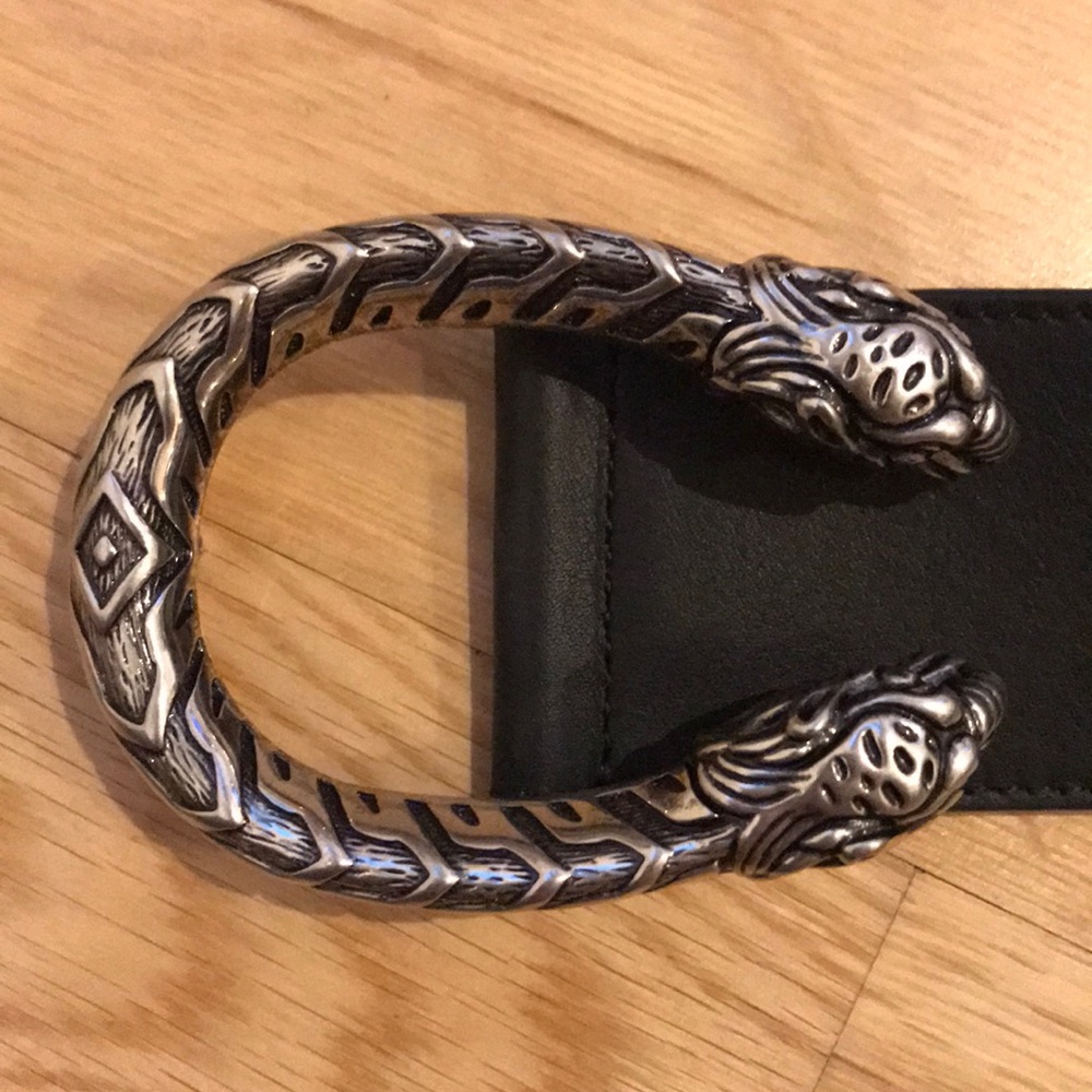 Gucci Tiger Head Black Leather & Silver Belt
